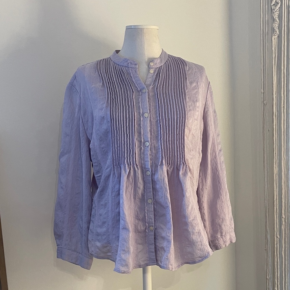 *Like New* George ME by Mark Eisen Lavender Button-Up Women's Top